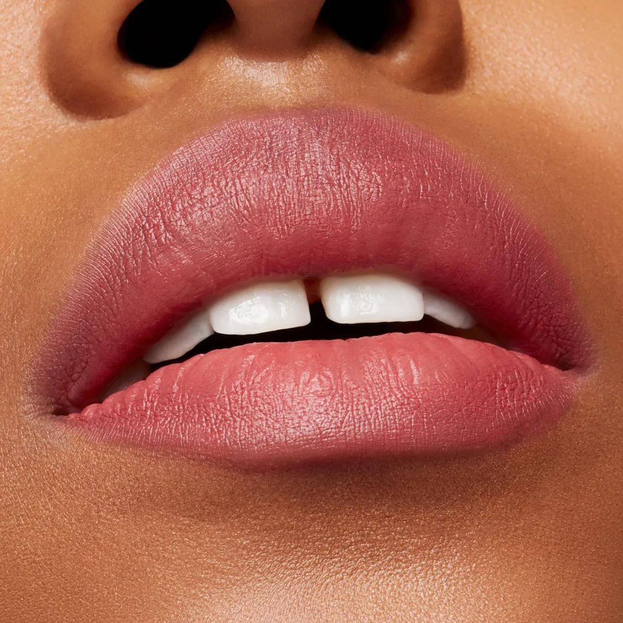 Powder Kiss Velvet Blur Barra de Labios Matte