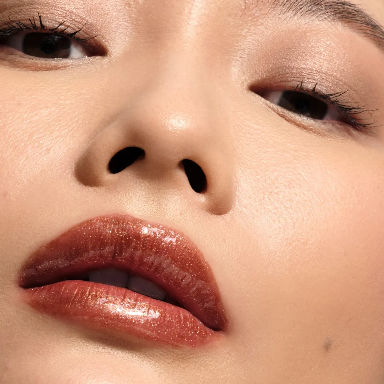 Prisma Glass Icy Plumper Brillo de Labios Voluminizador
