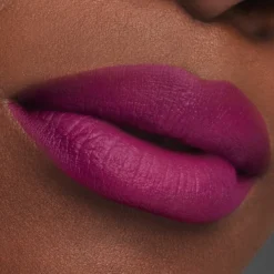 Pure Color Barra de Labios Mate de Larga Duración