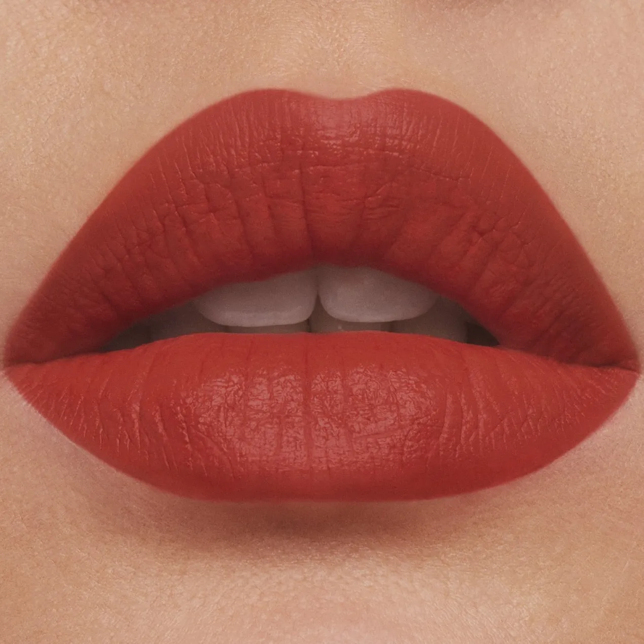 Pure Color Barra de Labios Mate de Larga Duración