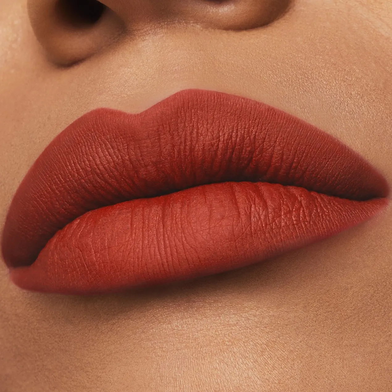 Pure Color Barra de Labios Mate de Larga Duración