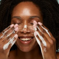 Purify Essential Cleanser Gel Limpiador