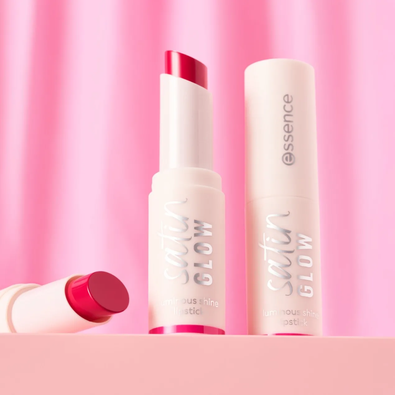 Satin Glow Barra de Labios con Brillo Luminoso