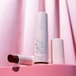 Satin Glow Barra de Labios con Brillo Luminoso