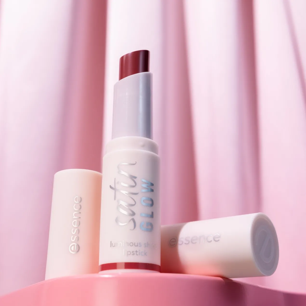 Satin Glow Barra de Labios con Brillo Luminoso