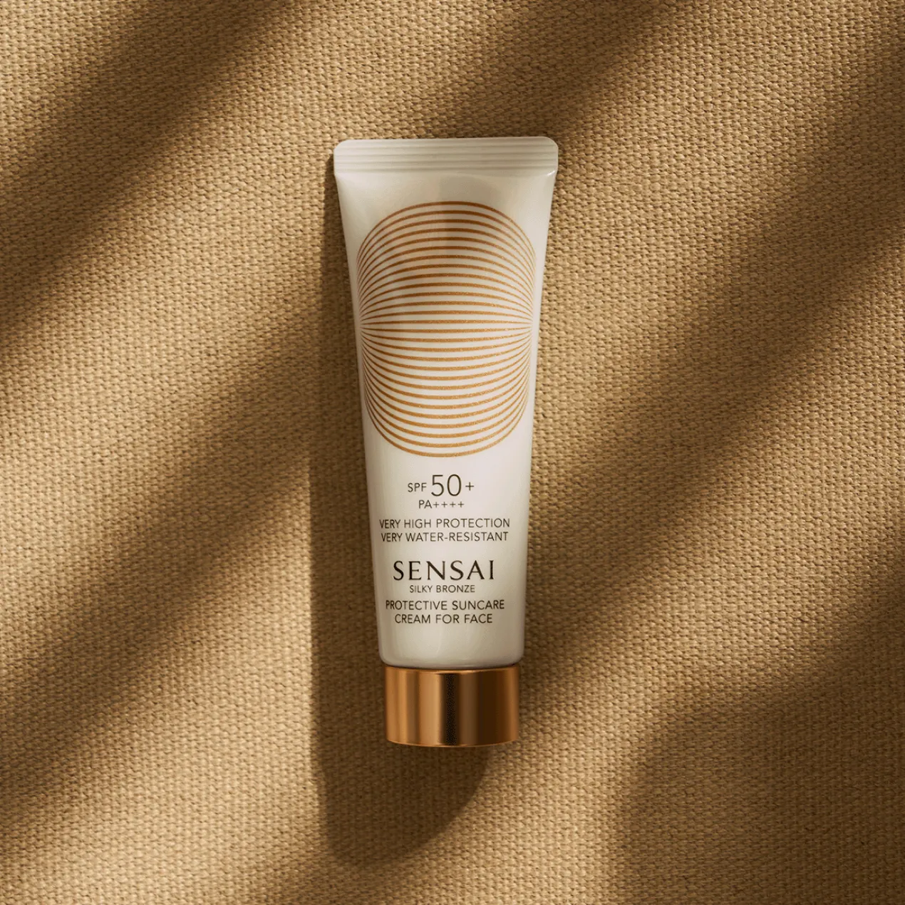 Silky Bronze Protective Sun Care Cream for Face SPF50+