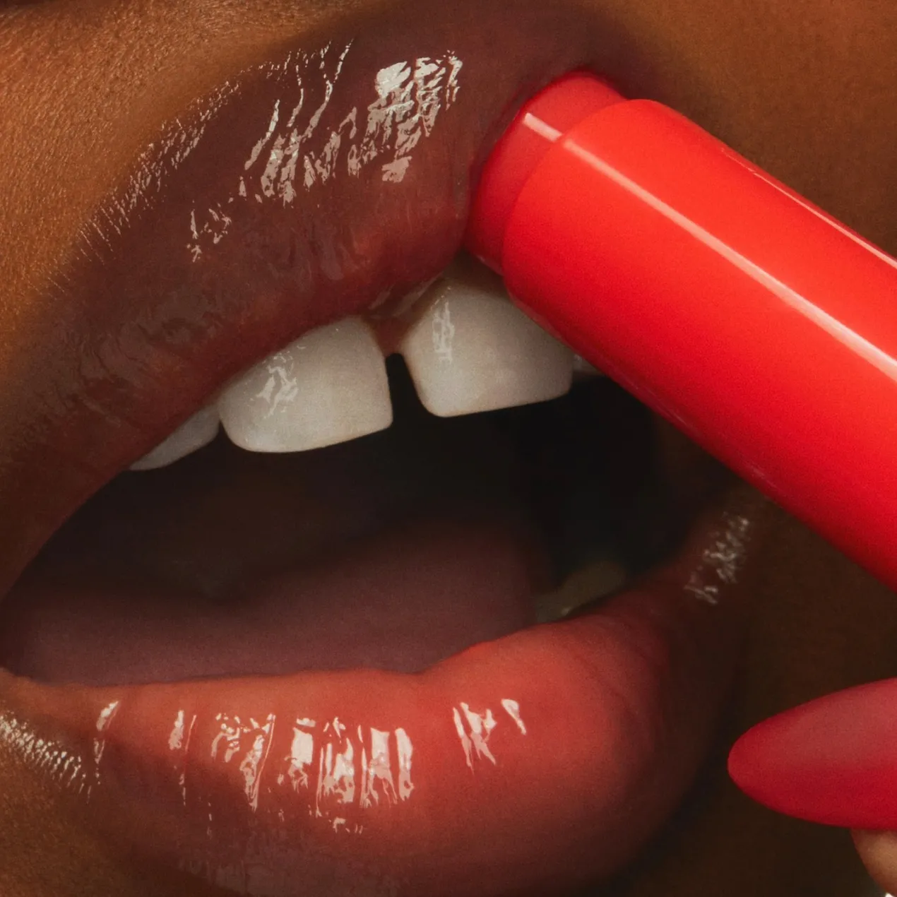 Squirt Plumping Gloss Stick Bálsamo con brillo y color