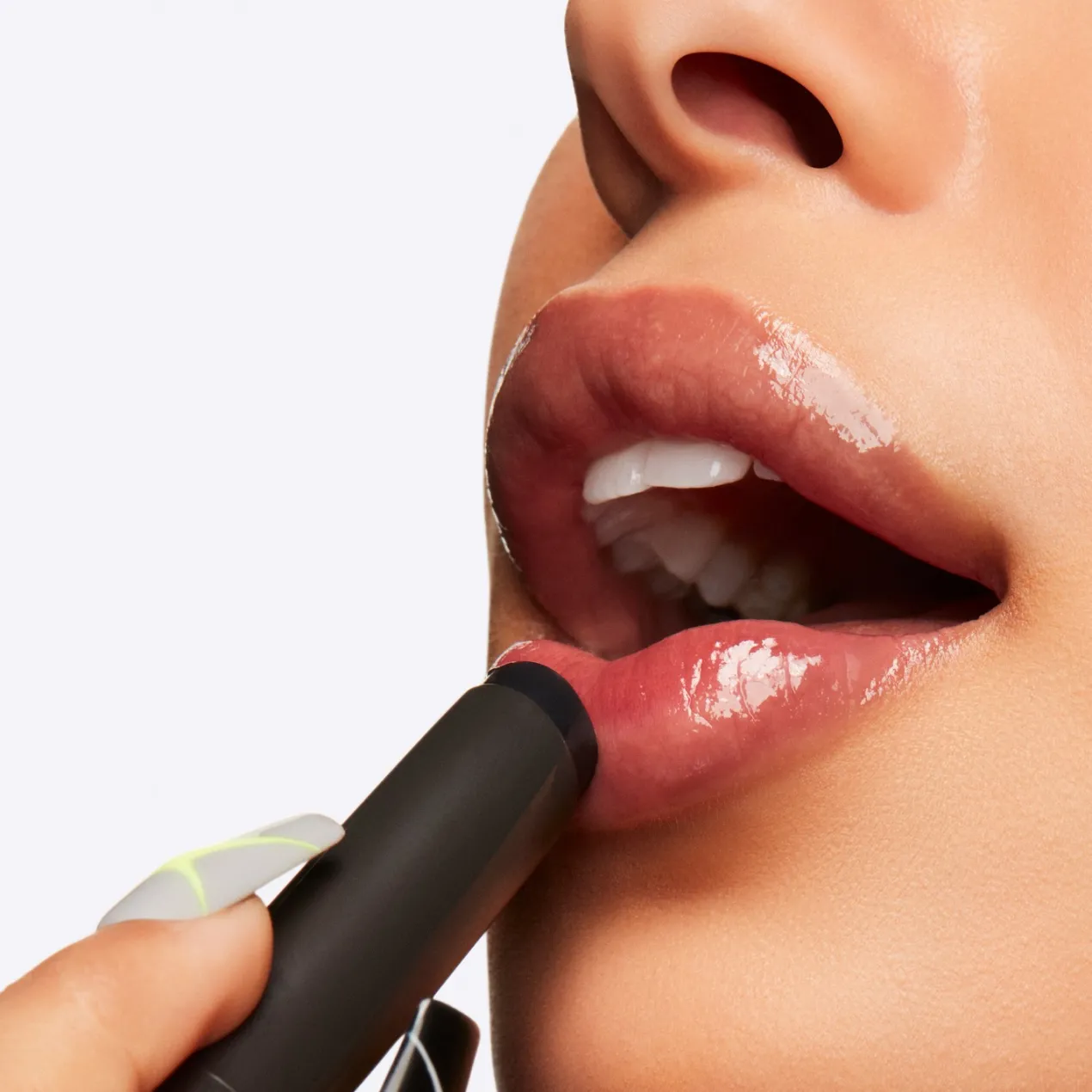 Squirt Plumping Gloss Stick Bálsamo con brillo y color