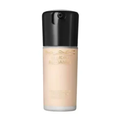 Studio Radiance Serum - Powered Foundation Base de maquillaje 24 hs hidratación