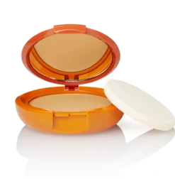 Sun System Protección Solar Facial SPF50 con Color
