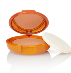 Sun System Protección Solar Facial SPF50 con Color