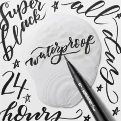 Superhero Liner Eyeliner Líquido