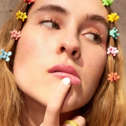 The Color Lip Glow