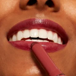 The Color Lip Glow