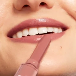 The Color Lip Glow