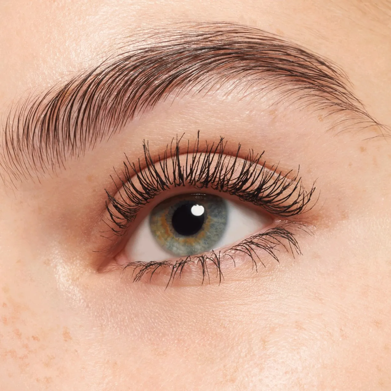 The False Lashes Volúmen Extremo