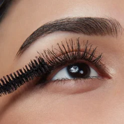 The Falsies Lash Lift Ultra Black Máscara de Pestañas