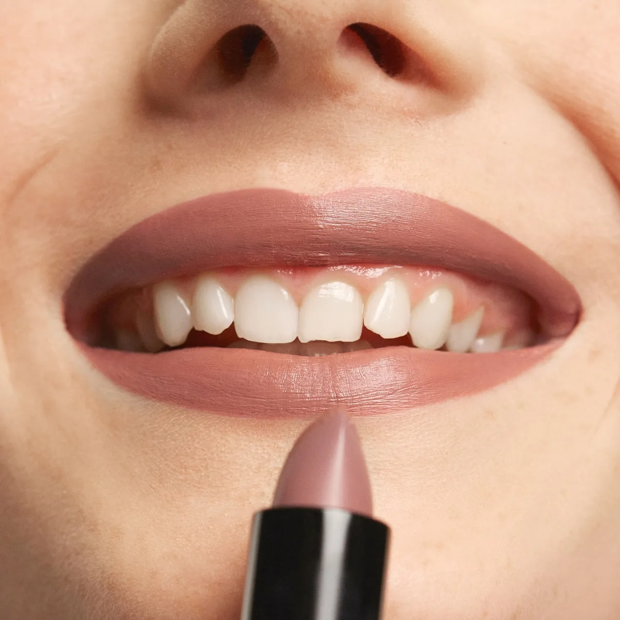 The Lipstick Barra de Labios