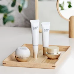 Total Eye Treatment Refreshing Eye Essence Contorno de Ojos
