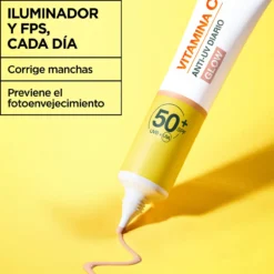 Vitamina C Fluido Antimanchas Anti-UV Diario Efecto Glow FPS50+