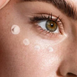 VIT-C Contorno de ojos