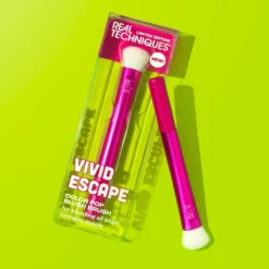 Vivid Escape color Pop Brocha para Colorete