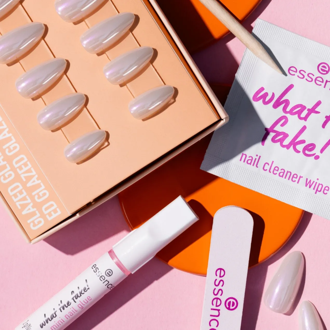 What the Fake! Set de Manicura PRESS-ON Nails